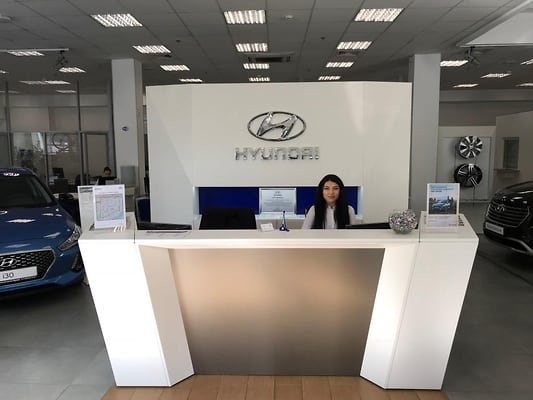 Иравто hyundai владикавказ. Акрос-авто Hyundai. Дилер Hyundai Акрос. Академика Королева 13 Хендай. Акрос автосалон.